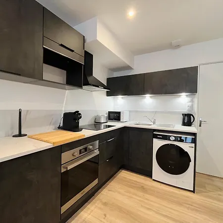 L'ecrin - - King Bed - Calme - Luxe Apartment